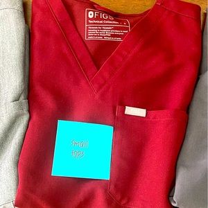 Figs maroon scrub top S